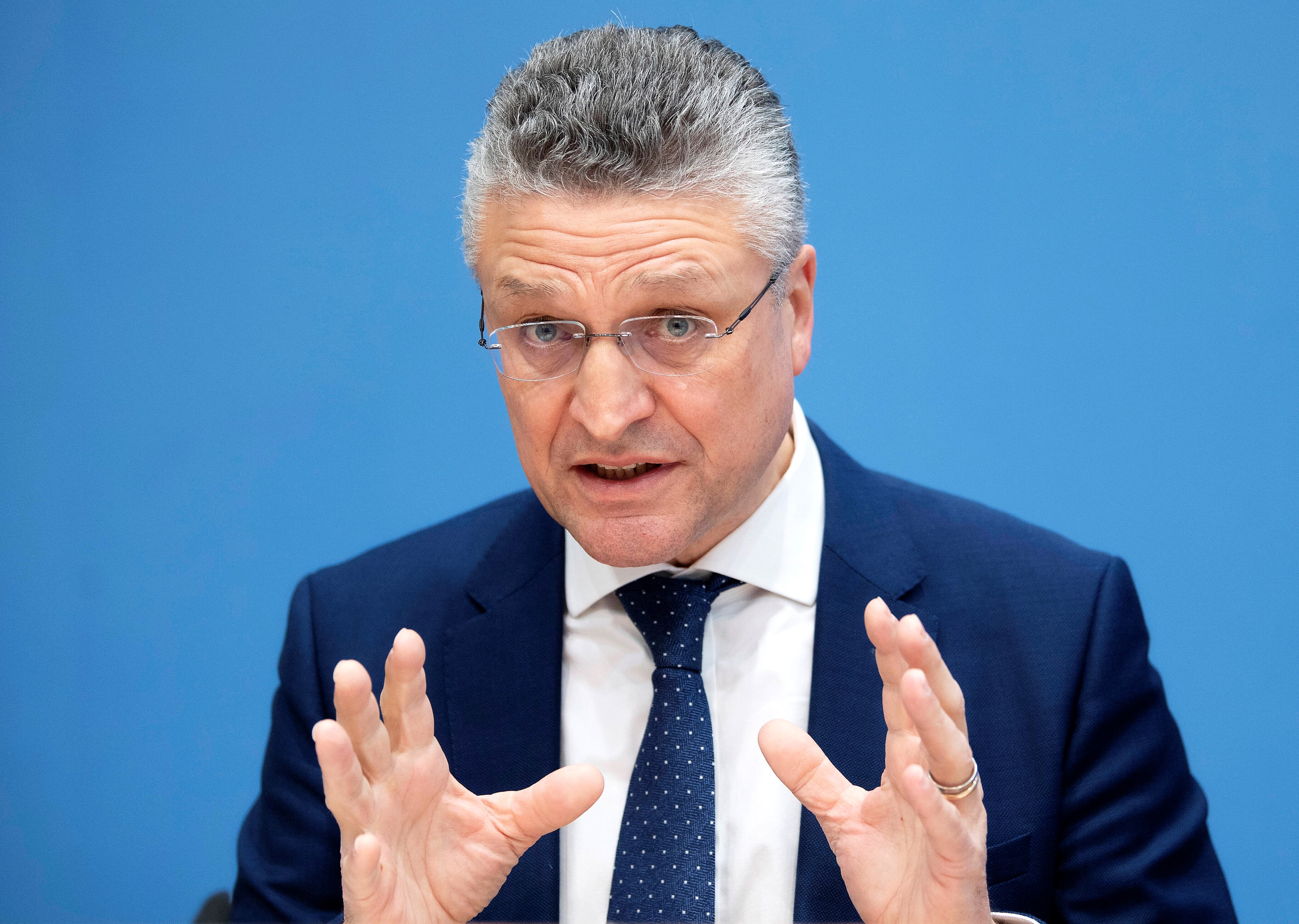 RKI besorgt! Tödliches Krim-Kongo-Fieber erreicht Deutschland: Reise- und Grenzkontrollen notwendig?
