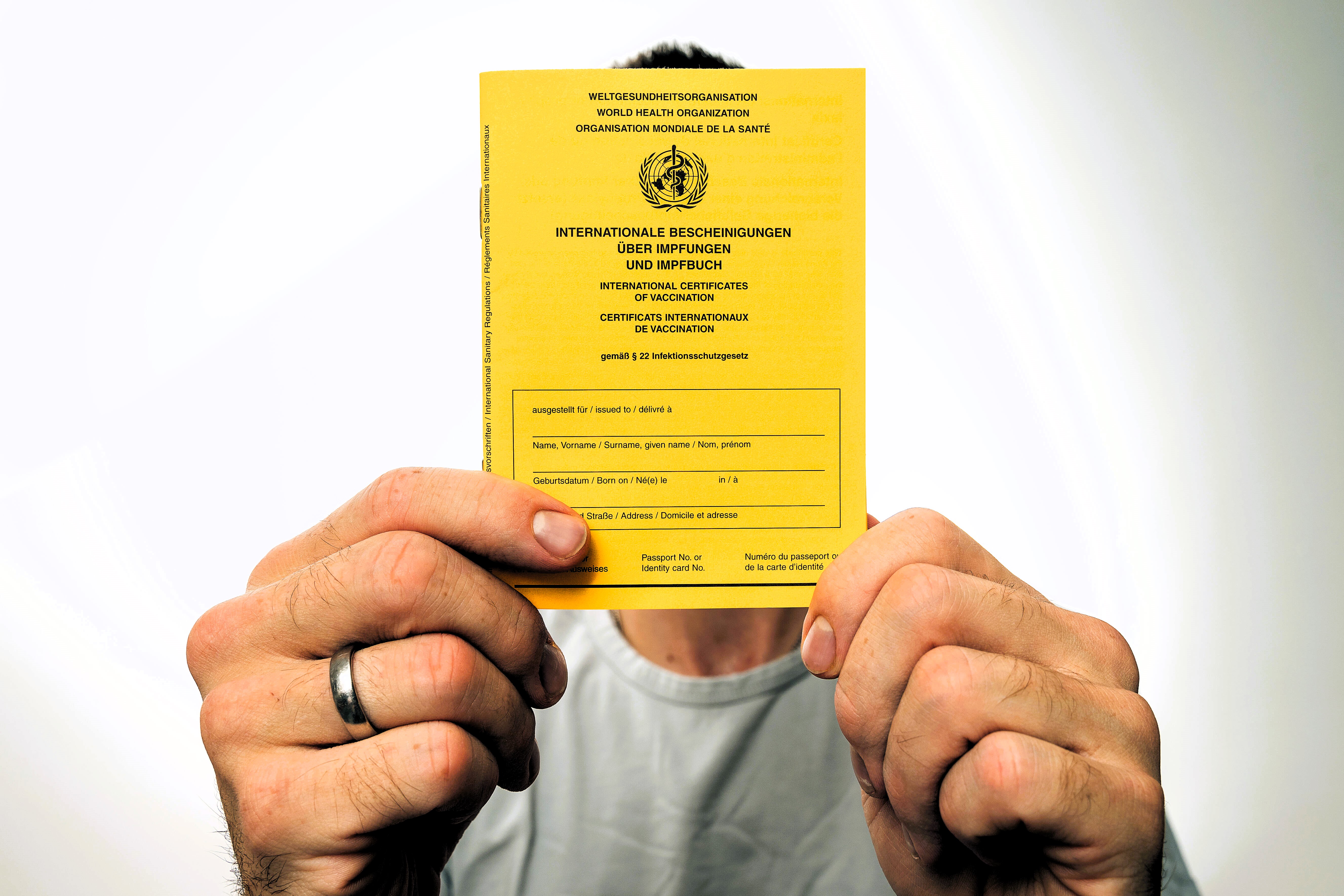 Impfgegner tötete eigene Mutter mit einer Armbrust - weil sie ihn impfen lies!