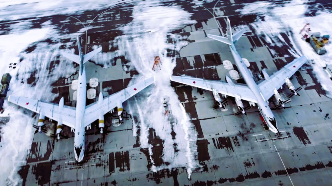 Angriff auf Putins Atombomber! Russischer Militärflugplatz Engels-2 von Drohnen attackiert