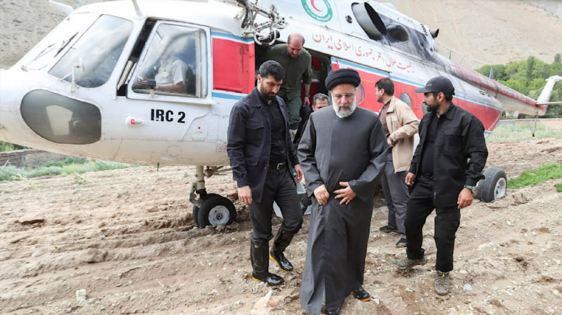 40 Rettungsteams suchen den Iran-Präsidenten nach Heli-Absturz! Gläubige stürmen die Moscheen!