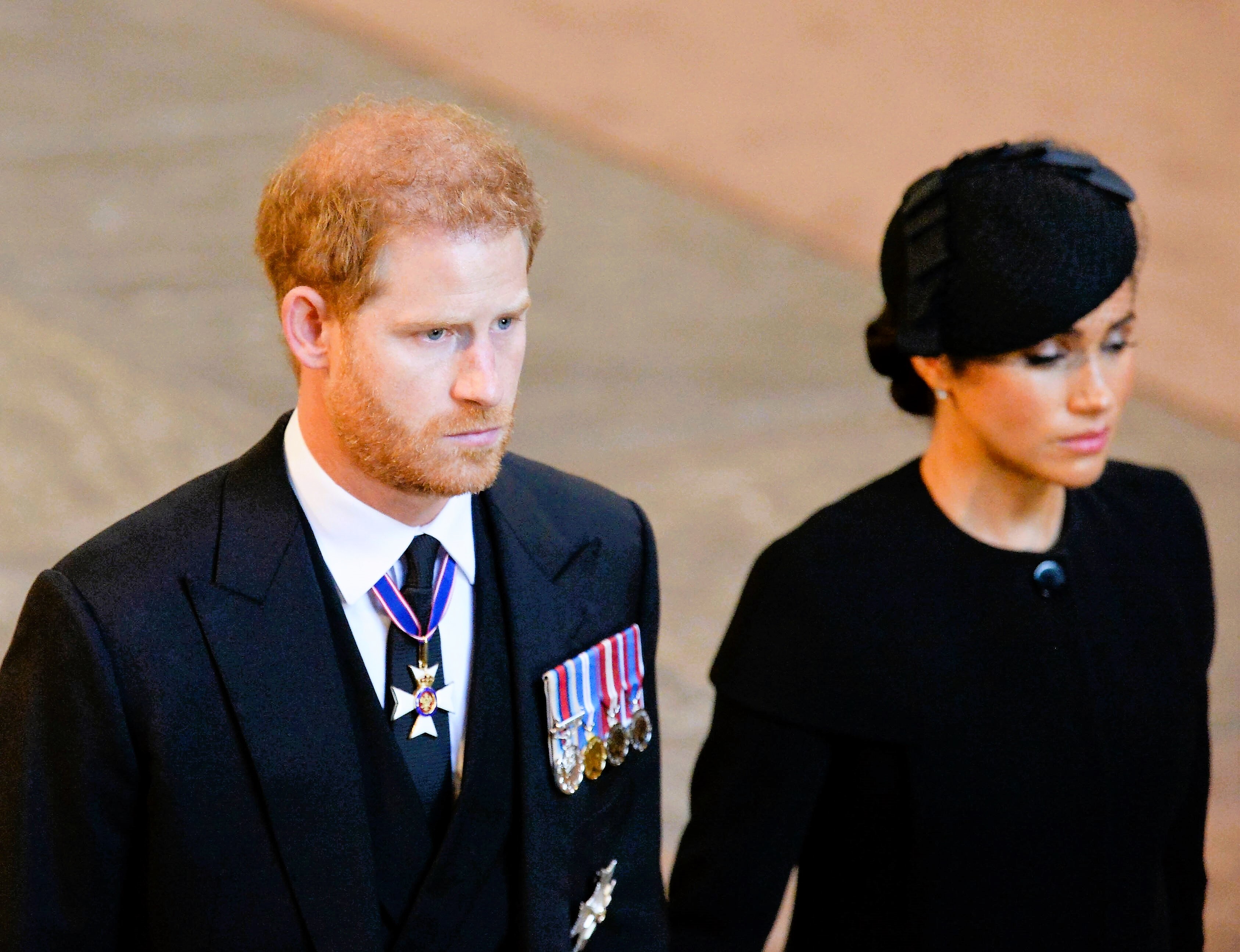 Neuer Gesetzesentwurf in Großbritannien - Jetzt müssen Harry und Meghan um ihre Titel bangen