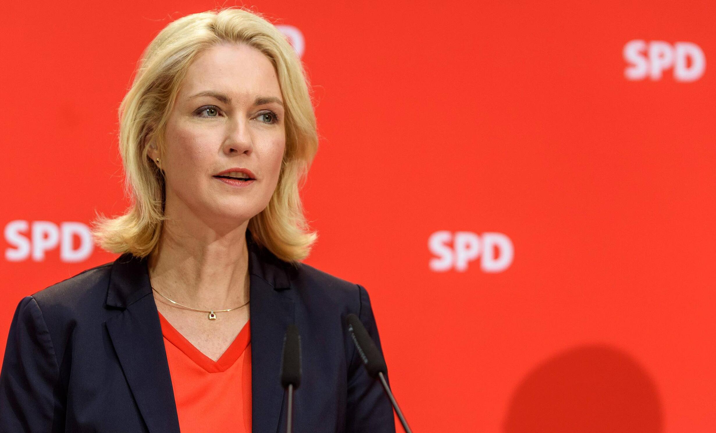 Ist Schwesig eine Putin Freundin? Neue Daten bringen Ministerpräsidentin weiter in Bedrängnis