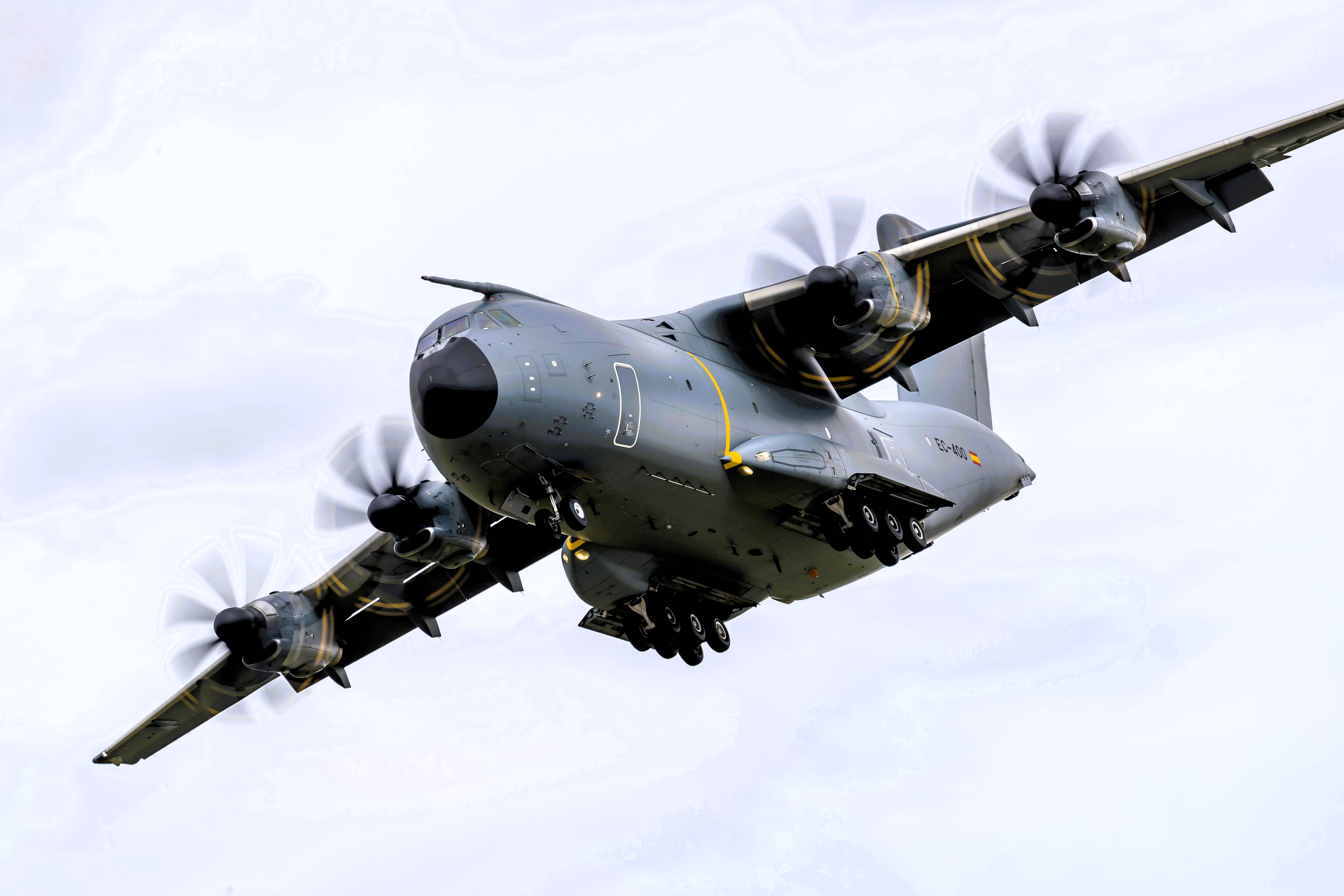 Evakuierung! Bundeswehr fliegt Deutsche aus dem Niger aus - Militärputsch immer bedrohlicher!