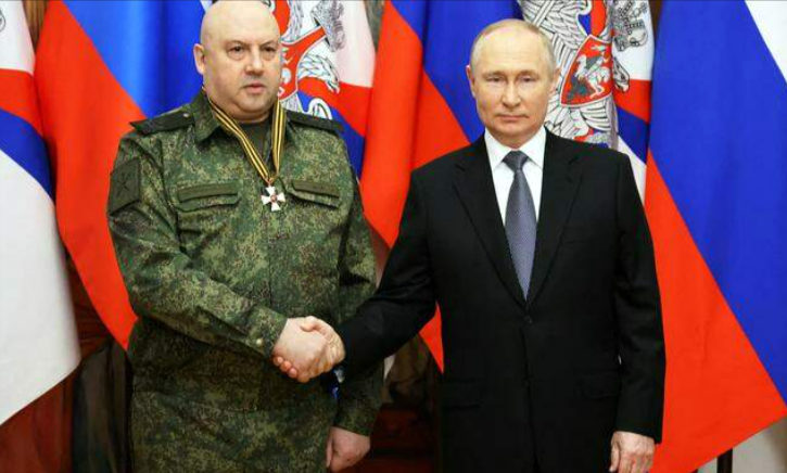 Eilmeldung - Putin feuert seinen Luftwaffenchef und General der Raumfahrttruppen! Nächster Top-Offizier erledigt!