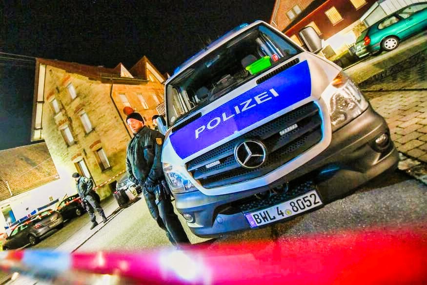 Blutige Messerattacke in Quakenbrück - Zwei Frauen vom Täter schwer verletzt!