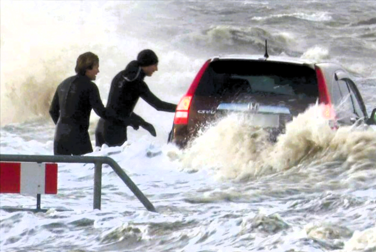 Tauwetter und Hochwasser-Warnung! Nach dem Schneechaos jetzt bis 15 Grad - Pegel könnten steigen