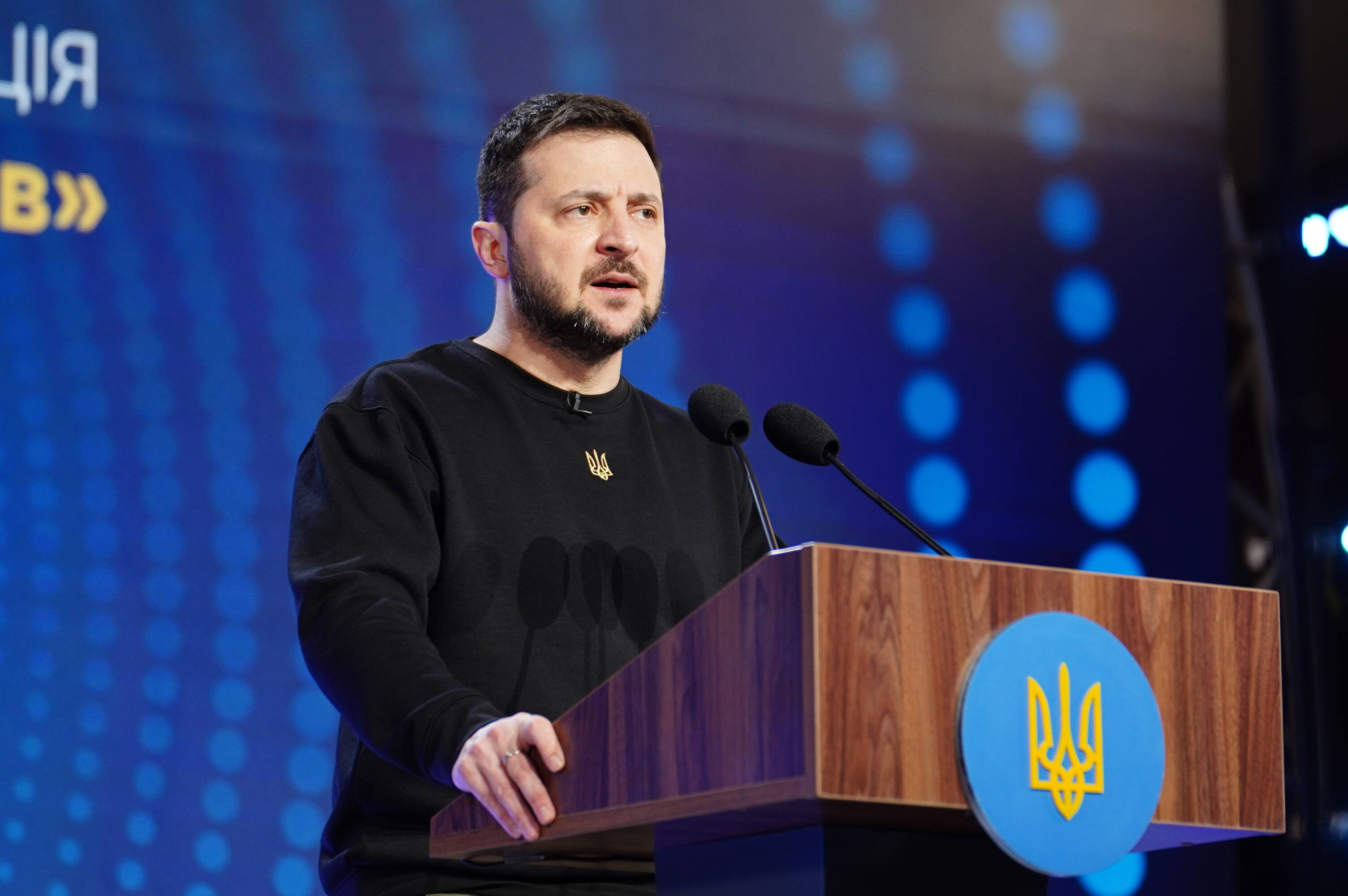 Eilmeldung! Selenskyj landet überraschend in Frankfurt - was macht der ukrainische Präsident in Deutschland?