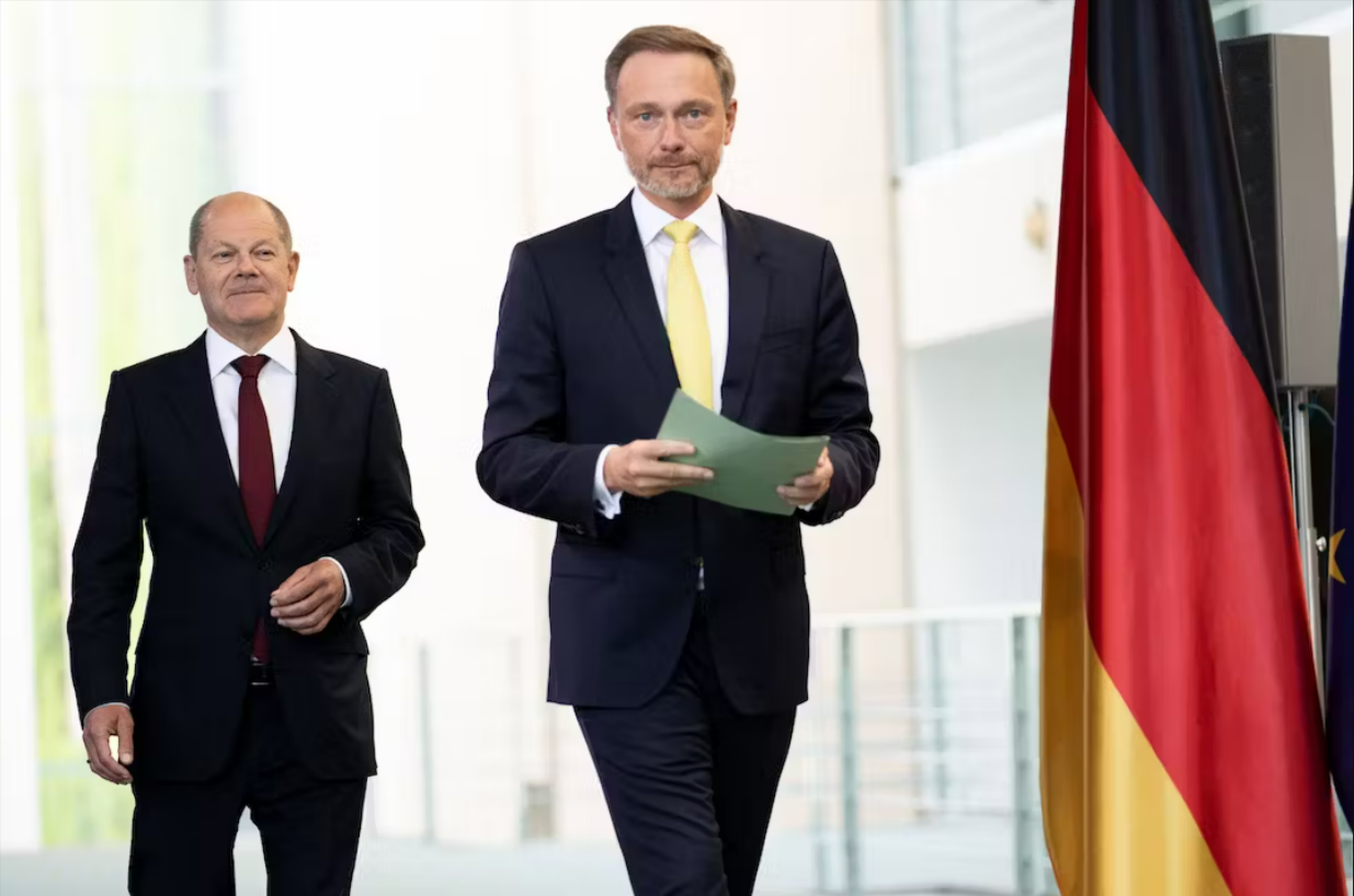Die Welt lacht über Deutschland! Ausländische Presse zerreißt deutsche Wirtschaft!