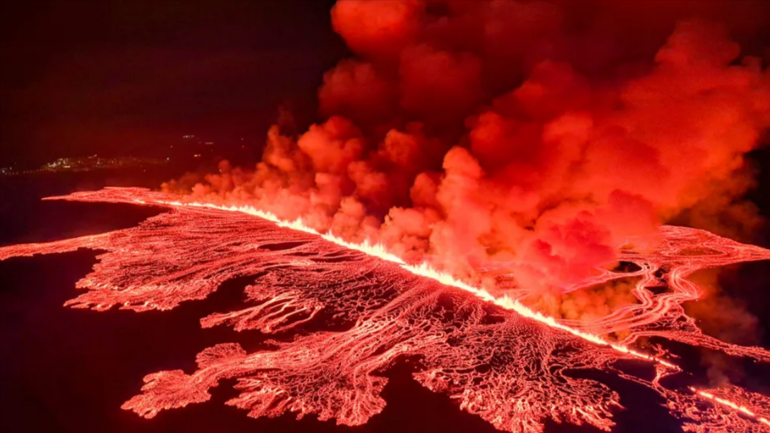 Tsunami im Mittelmeer? Super-Vulkan in immer aktiver - Experten schlagen Alarm!