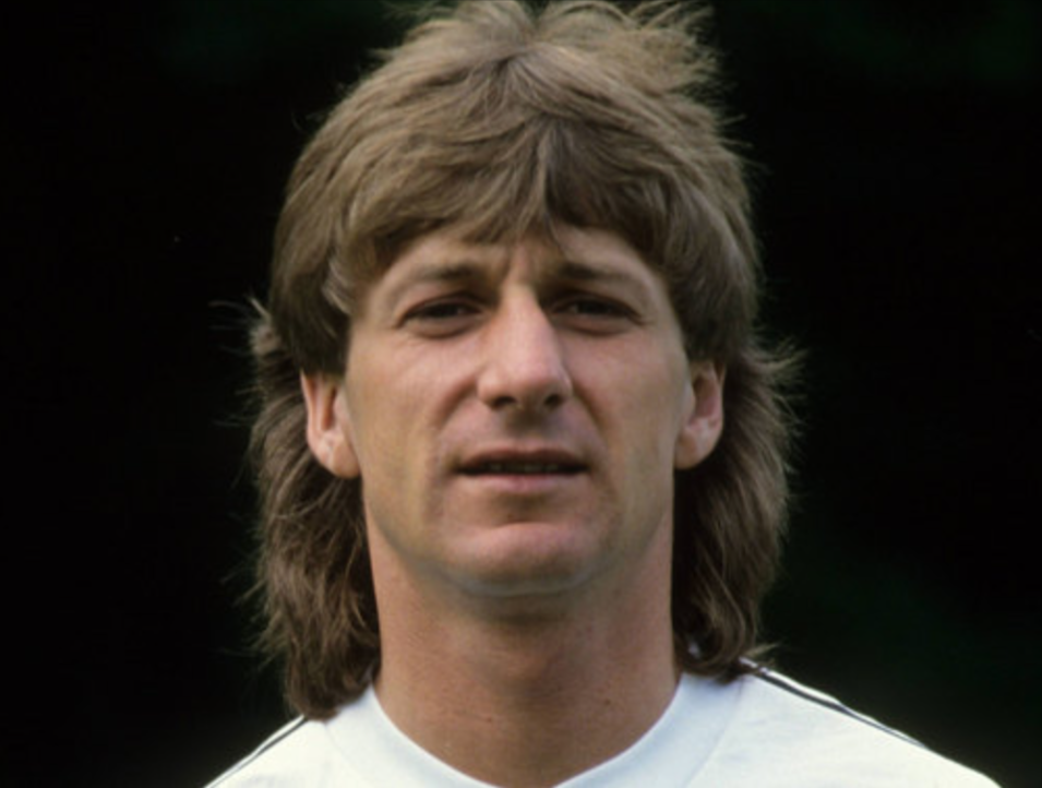 Trauer! Deutscher Fußballweltmeister ist tot! Er starb viel zu früh - hier alle Hintergründe